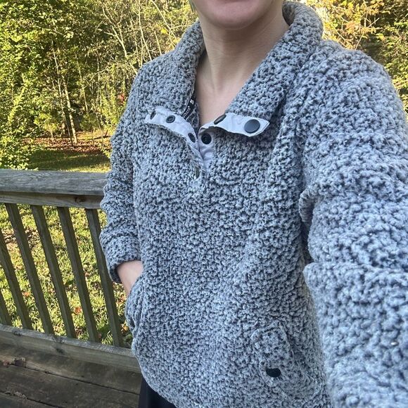 Simply Southern Womens Heathered Charcoal Gray Sherpa Fleece Pullover Buttons - Picture 9 of 12